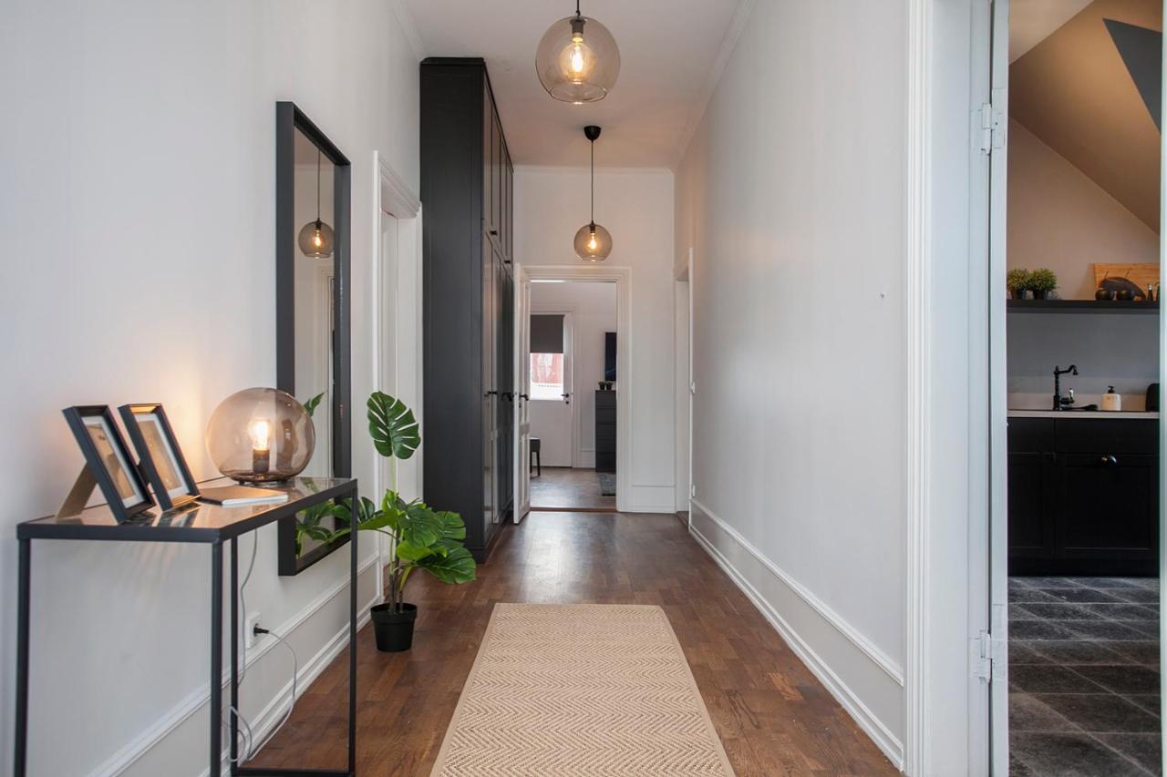 120m² 2 slaapkamer, 2 privé badkamer Appartement in Reykjavik centrum Buitenkant foto